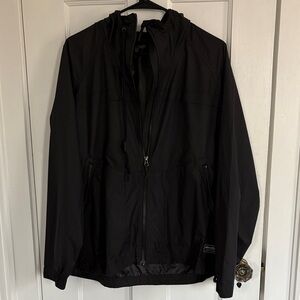 Women’s Eddie Bauer Packable Wind Jacket
